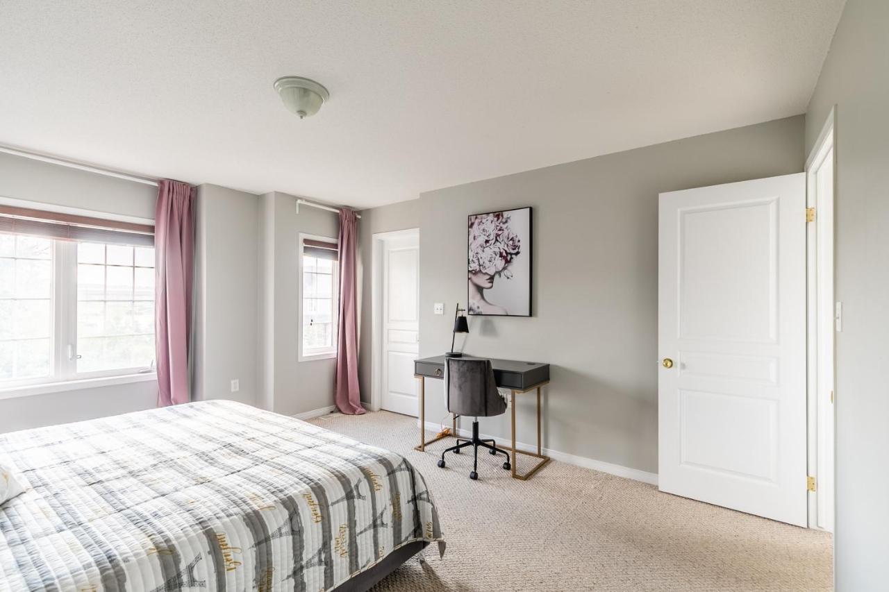 Luxury 3Br 2Ba Townhome With Private Hot Tub, Gym, Bbq By Globalstay Hamilton Extérieur photo